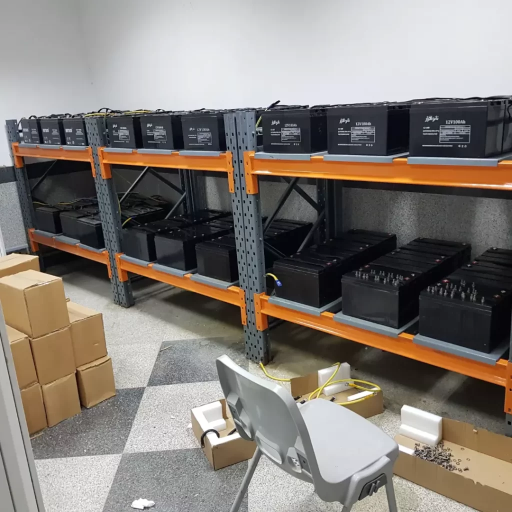 چگونه باتری یو پی اس را به درستی نگهداری کنیم؟ (راهنمای جامع افزایش عمر باتری)