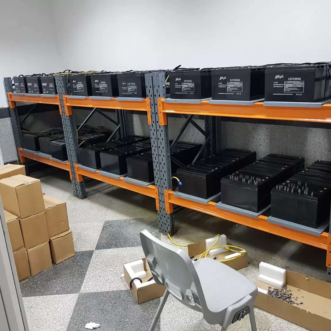 چگونه باتری یو پی اس را به درستی نگهداری کنیم؟ (راهنمای جامع افزایش عمر باتری) ظرفیت باتری یو پی اس و محاسبه آن: راهنمای جامع محاسبات