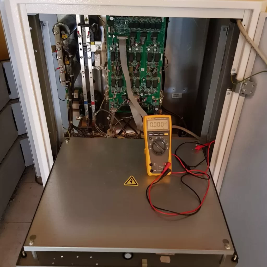 تعمیر و سرویس یو پی اس تعمیر یو پی اس در تهران : تعرفه خدمات عیب یابی ، تعمیر و سرویس UPS تعمیرکار یو پی اس