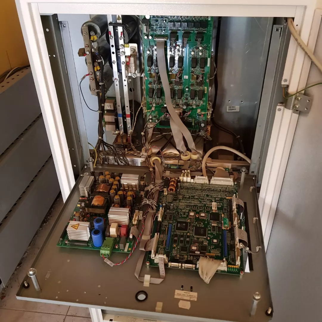 علائم خرابی یو پی اس مشکلات رایج یو پی اس راه حل های خرابی یو پی اس شرکت نامی توان میعاد